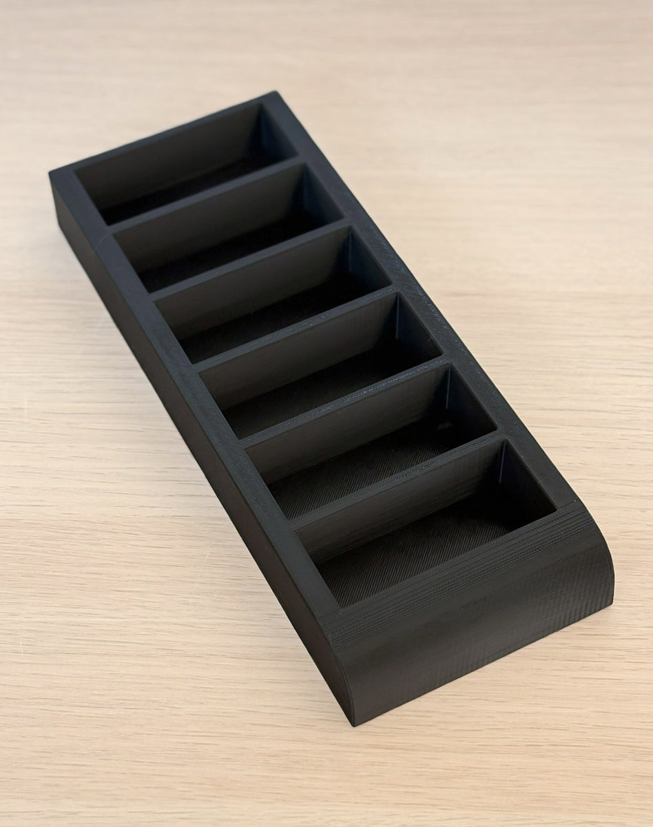 Clamshell Display Stand | Black – Mixie Market