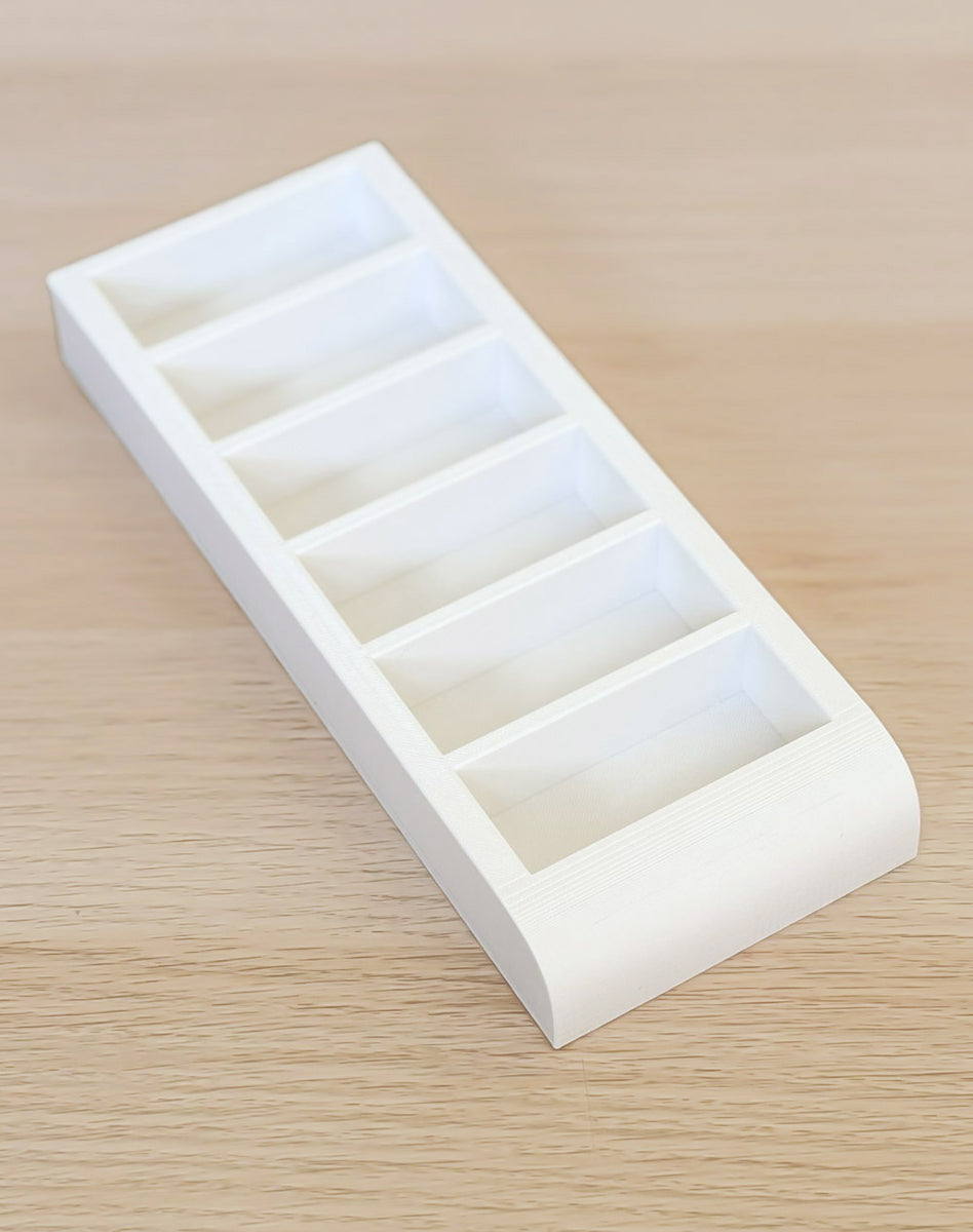 Clamshell Display Stand | White – Mixie Market